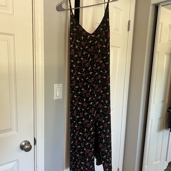 Reformation Bates Dress - Picture 2 of 6